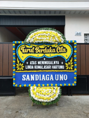 Papan Bunga Duka di Pacarejo